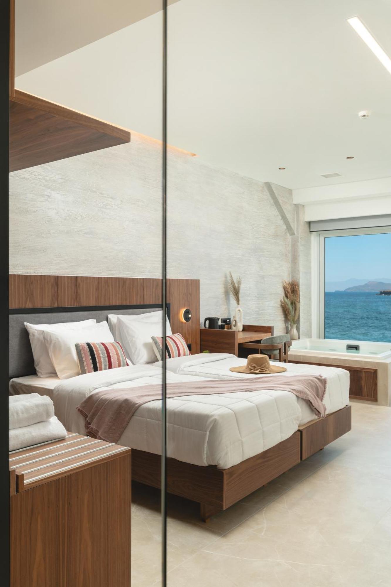 Elia Sea Suites La Canea Esterno foto